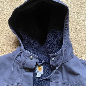 Women’s navy Carhartt vest, so WARM